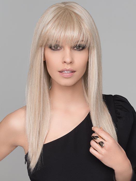 Champagne Mix 22.26.20 | Light Neutral Blonde and Light Golden Blonde with Light Strawberry Blonde Blend