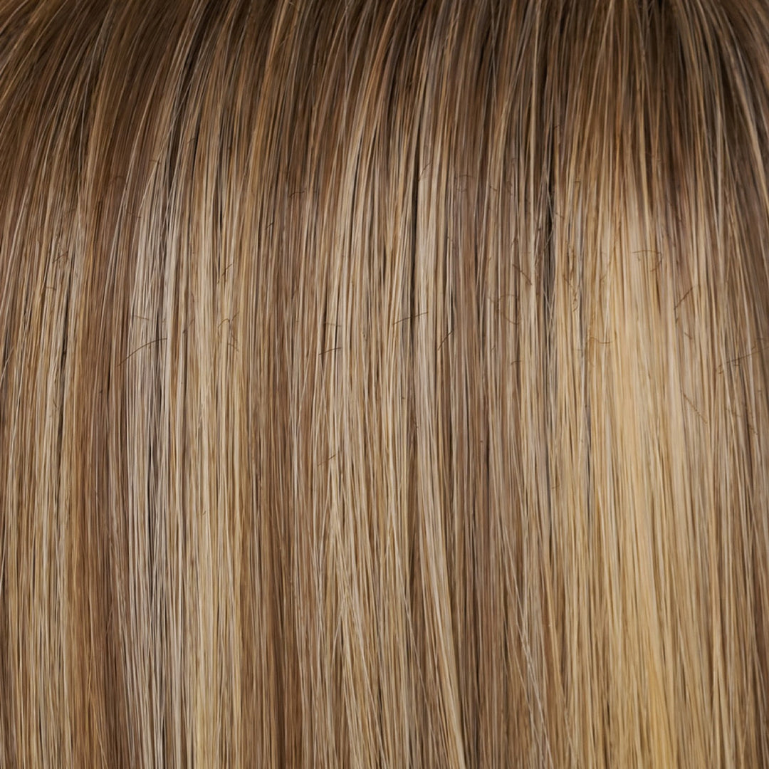 12FS12 Malibu Blonde | Light Gold Brown, Light Natural Gold Blonde, Pale Natural Gold-Blonde Blend, Shaded with Light Gold Brown