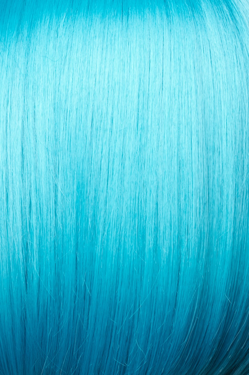 Aqua Paradise | This one tone wonder is just amazing! Aqua Paradise looks like the tropical water of the Seychelles. This beautiful head turning color is the finest aqua marine on the market.