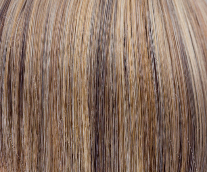 Butter Pecan | Gold Blond base with 50/50 of Dark and Light brown highlights | Base: 140 HL: 8 HL: 30