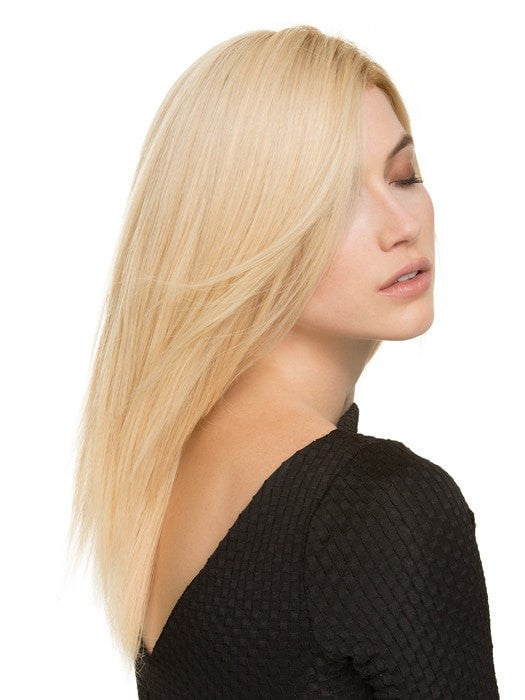 Zora in Champagne Rooted 26.22 | Light Beige Blonde, Medium Honey Blonde, and Platinum Blonde Blend with Dark Roots