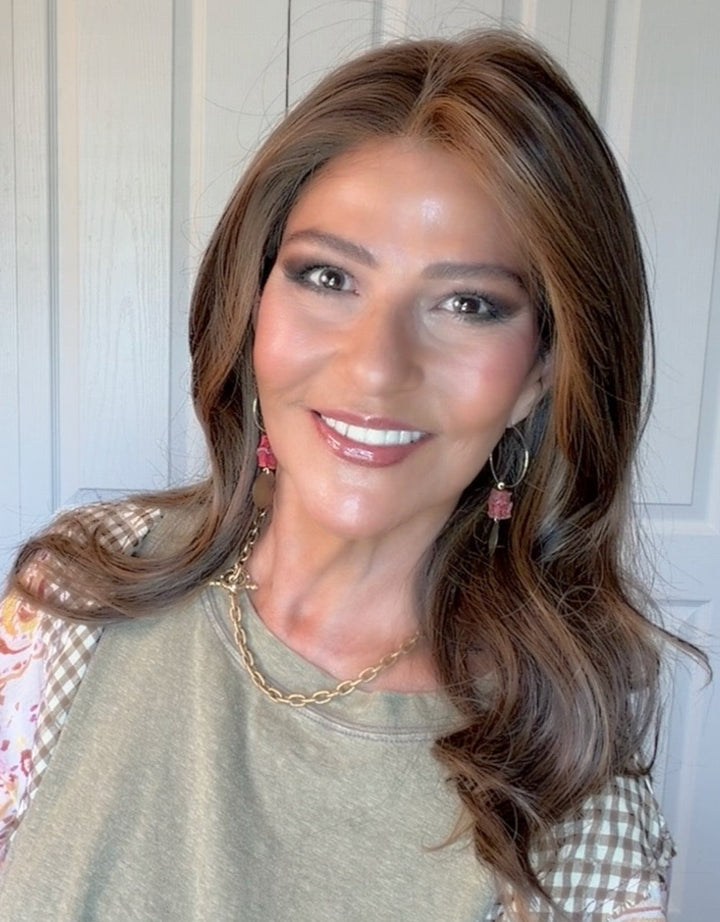 Marlene wearing Fiona Lite in 6F27 Caramel Syrup