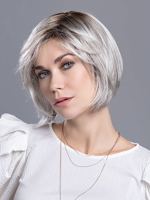 French in Silver Blonde Rooted 60.24.56 | Pure Silver White Blended with Light Ash Blonde