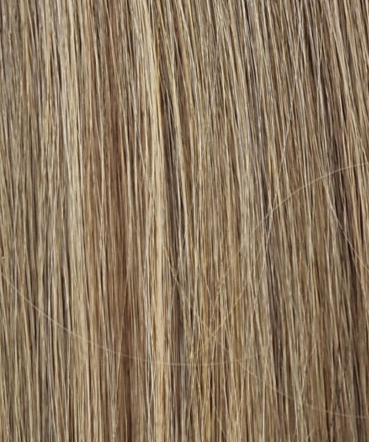 R12/26CH | Light Brown with Chunky Golden Blonde Highlights