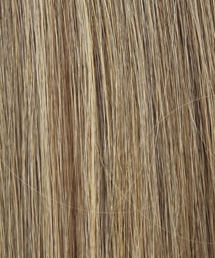 R12/26CH - Light Brown with Chunky Golden Blonde Highlights