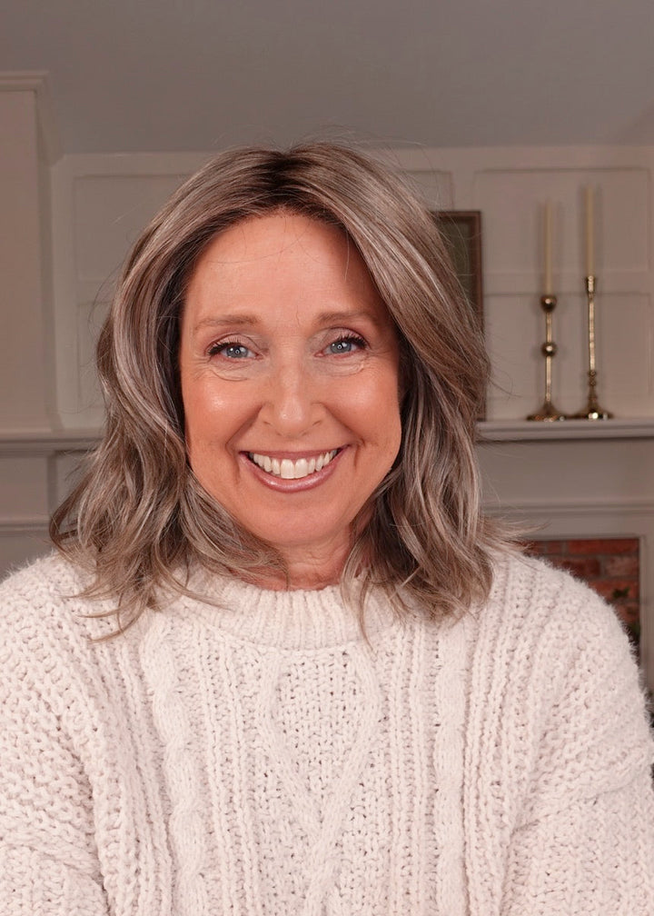 Frannie wearing Loryn in Greige-R