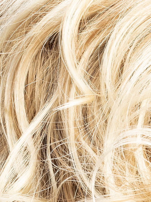 Sandy Blonde Rooted 26.25.20 | Light And Lightest Golden Blonde With Light Strawberry Blonde Blend And Shaded Roots
