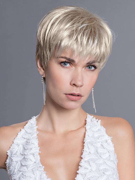 Pixie in Pastel Blonde Mix 23.24.26 | Pearl Platinum, Dark Ash Blonde, and Medium Honey Blonde Mix