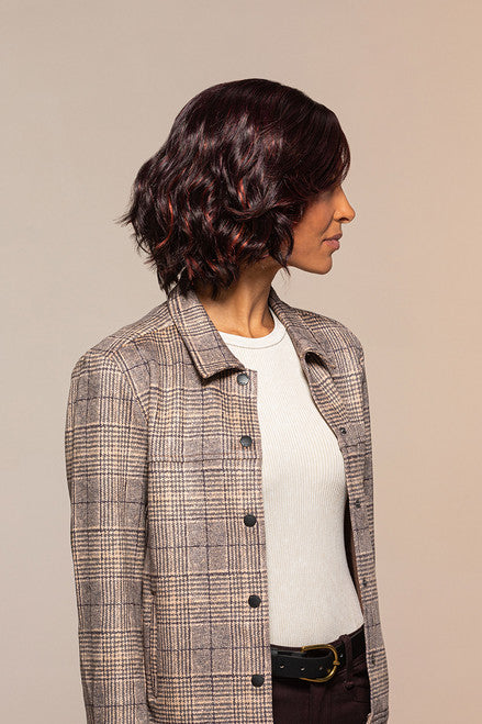 Quinn - Outlet Sale - Brand New