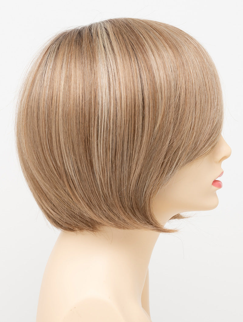 Sparkling Champagne | 26/23/14 R8 | Rooted Neutral Light Blonde