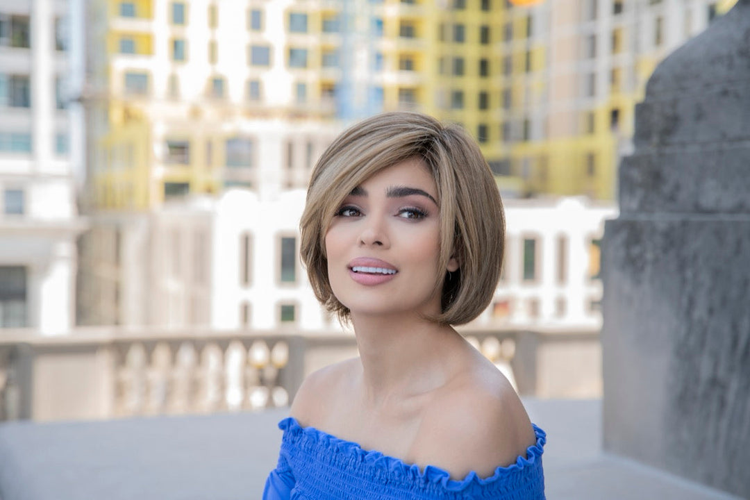 Abbey in Toasted Sesame