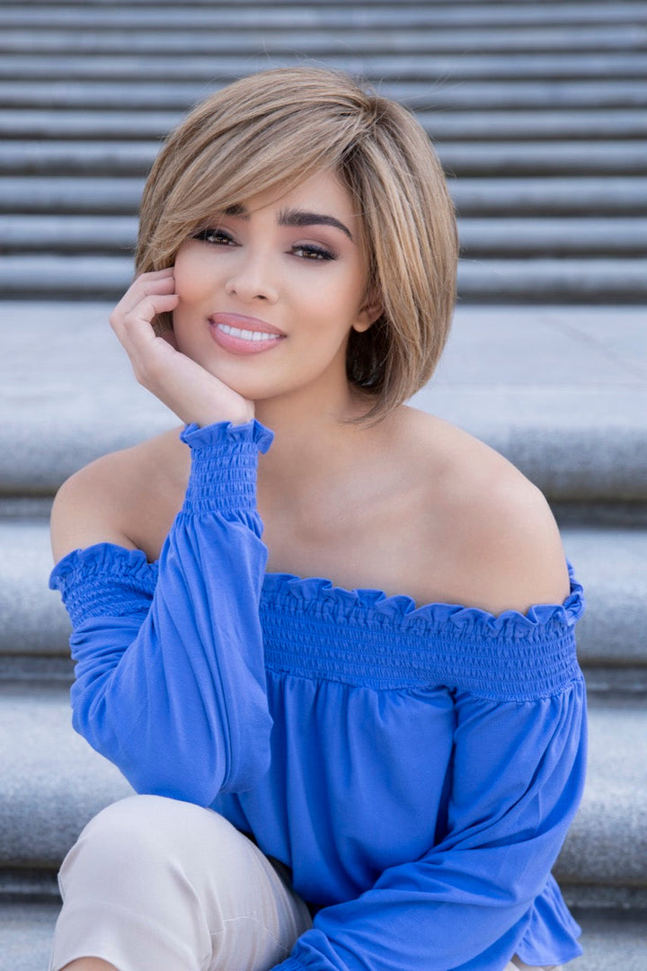 Abbey in Toasted Sesame