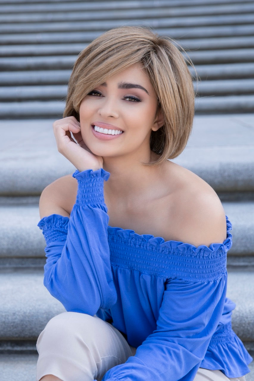 Abbey in Toasted Sesame