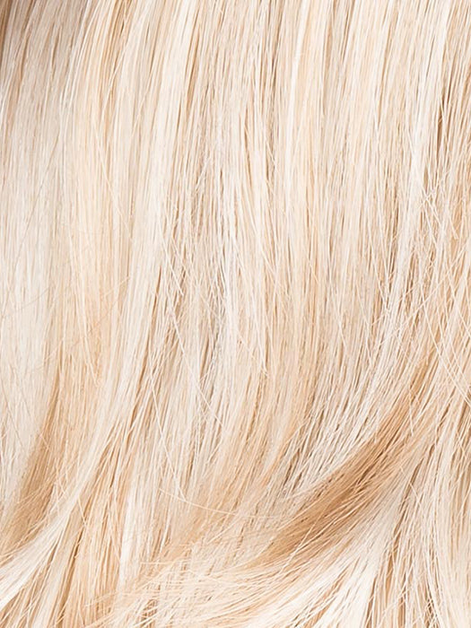 Champagne Rooted 25.22.26 | Light Beige Blonde, Medium Honey Blonde, and Platinum Blonde Blend with Dark Roots