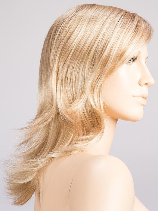 Sandy Blonde Rooted 22.16.25 | Medium Honey Blonde, Light Ash Blonde, and Lightest Reddish Brown Blend with Dark Roots