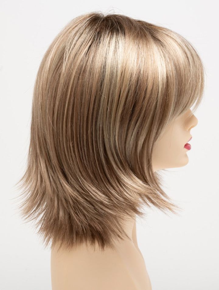 Sparkling Champagne | 26/23/14 R8 | Rooted Neutral Light Blonde