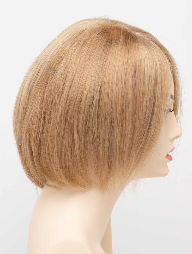 Sparkling Champagne | 26/23/14 R8 | Rooted Neutral Light Blonde