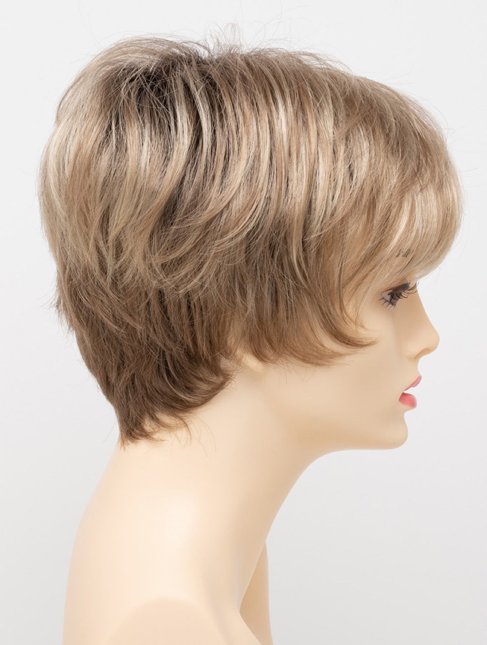 Sparkling Champagne | 26/23/14 R8 | Rooted Neutral Light Blonde