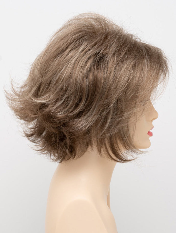 Almond Breeze | 18/22 | Cool dark Blonde with Highlights