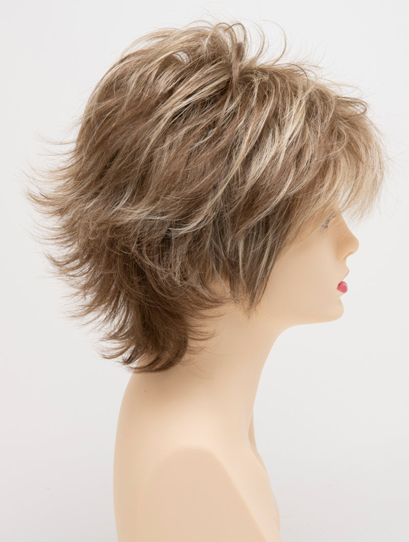 Almond Breeze | 18/22 | Cool dark Blonde with Highlights