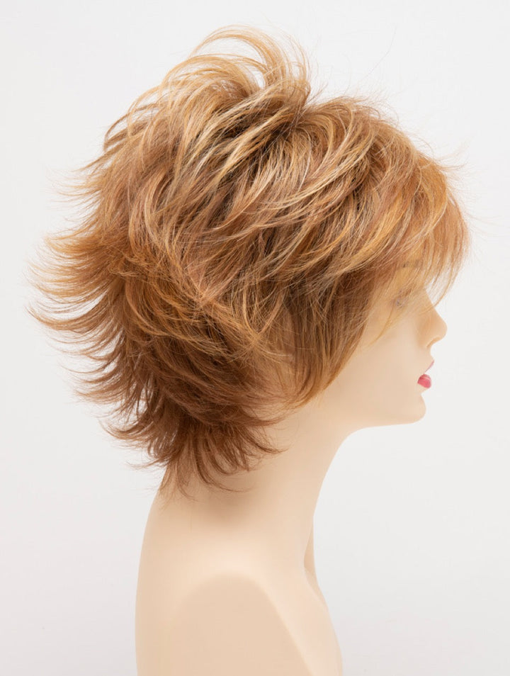 Golden Nutmeg | 27/26/23 R8 | 3-Tone blend of a Cinnamon Brown Base, Chocolate, Brown Roots, and Golden Blonde highlights