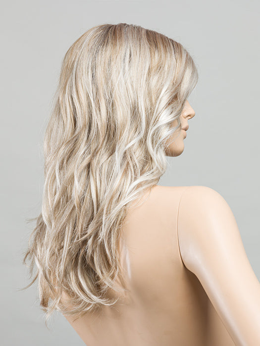 Pearl Blonde Rooted 101.22.16 | Pearl Platinum And Light Neutral Blonde With Medium Blonde Blend And Shaded Roots