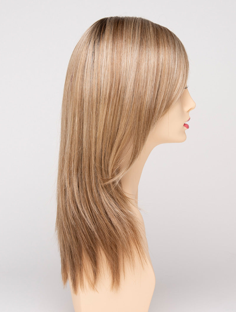 Sparkling Champagne | 26/23/14 R8 | Rooted Neutral Light Blonde