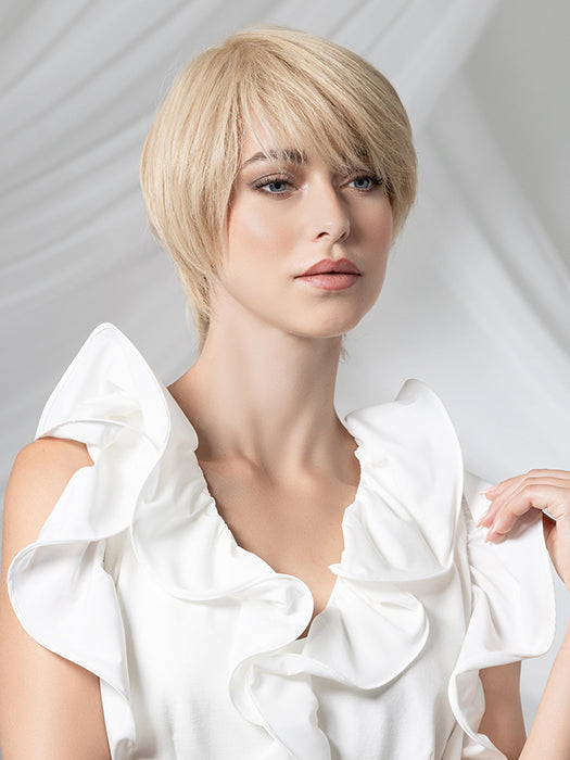 Pearl Blonde Mix 101.24.16 | Pearl Platinum, Lightest Ash Blonde And Medium Blonde Blend