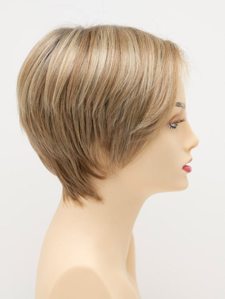 Sparkling Champagne | 26/23/14 R8 | Rooted Neutral Light Blonde