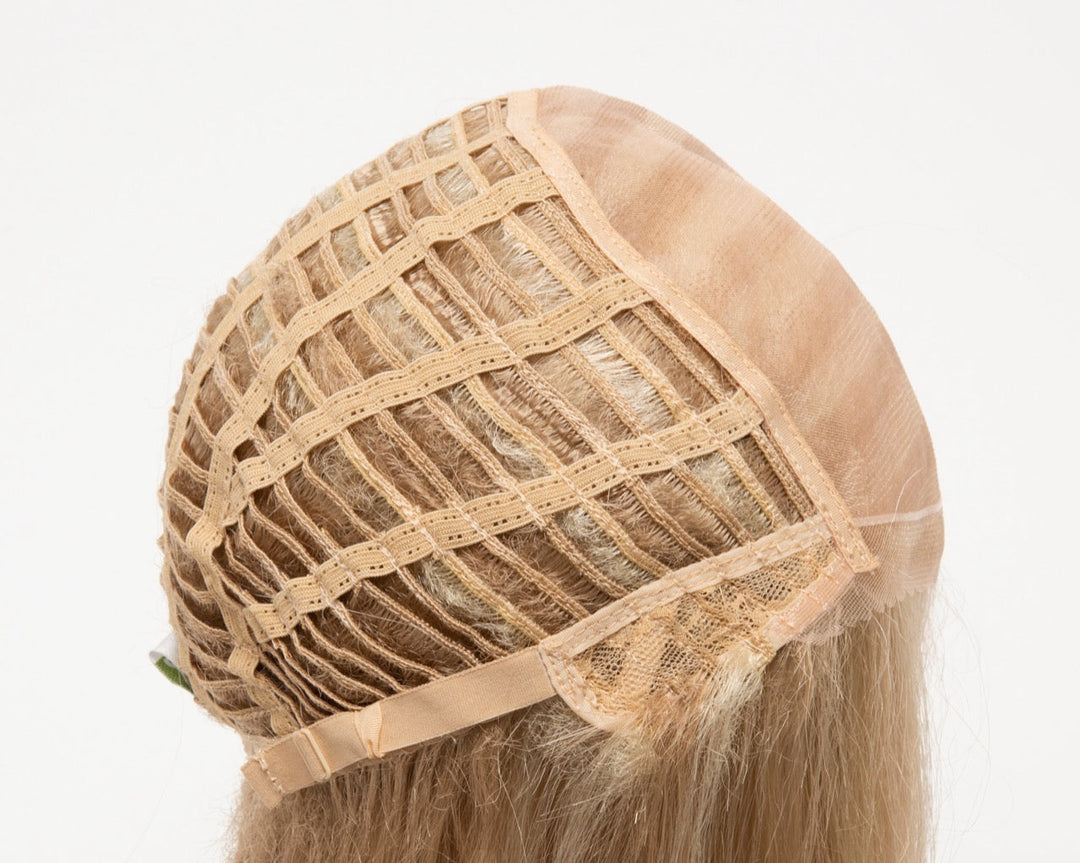 Bobbi in Medium Blonde