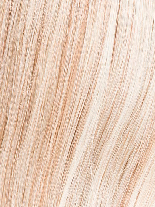 Champagne Rooted 22.16.26 | Light Neutral Blonde and Medium Blonde with Light Golden Blonde Blend and Shaded Roots