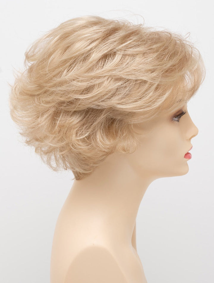 Medium Blonde | 26/23 | Sandy Blonde