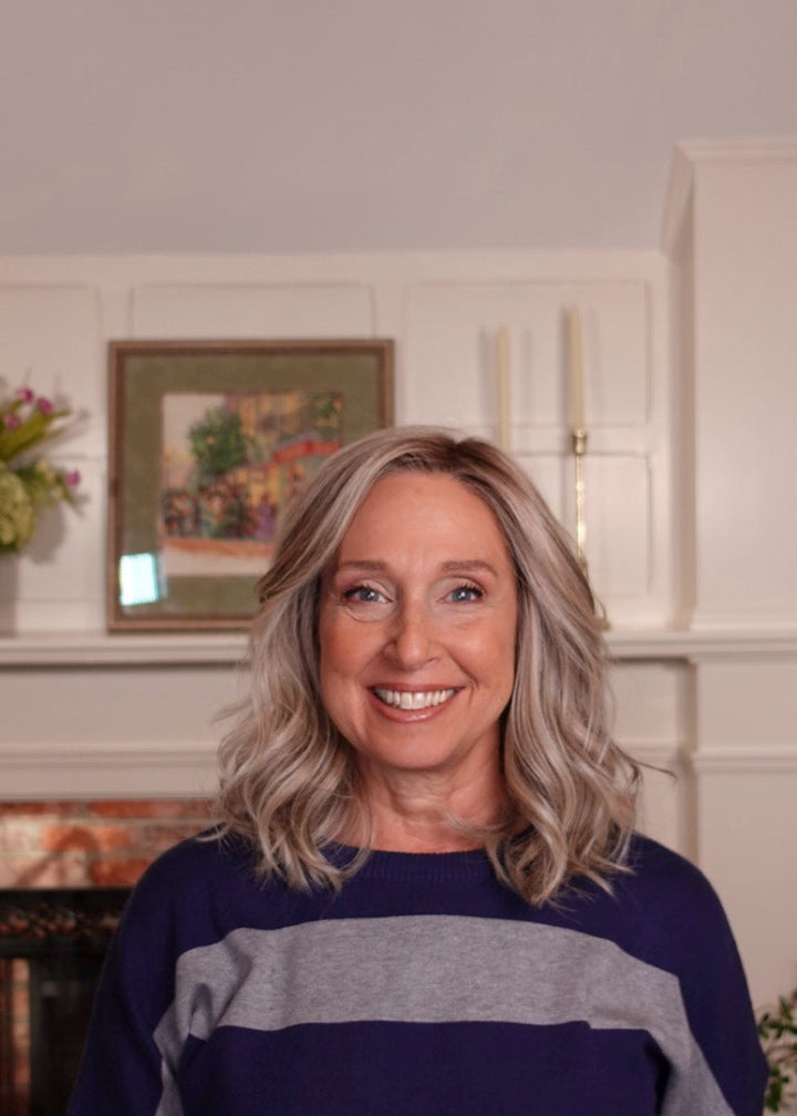 Frannie wearing Bradshaw in Cool Chai Blonde-R