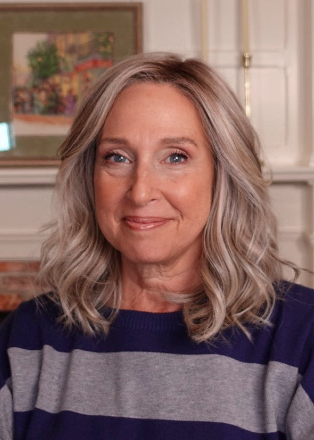 Frannie wearing Bradshaw in Cool Chai Blonde-R