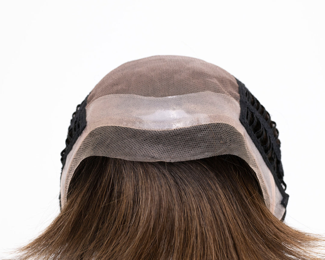 Billie in Amaretto & Cream