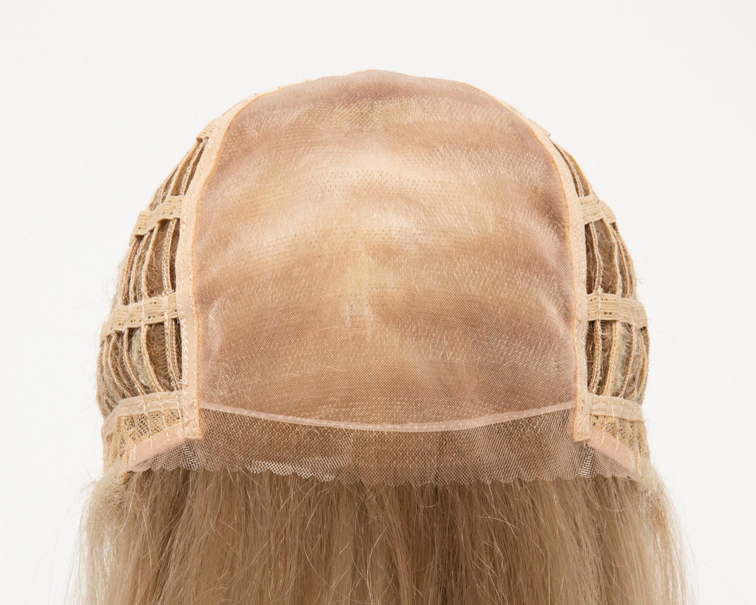 Bobbi in Medium Blonde
