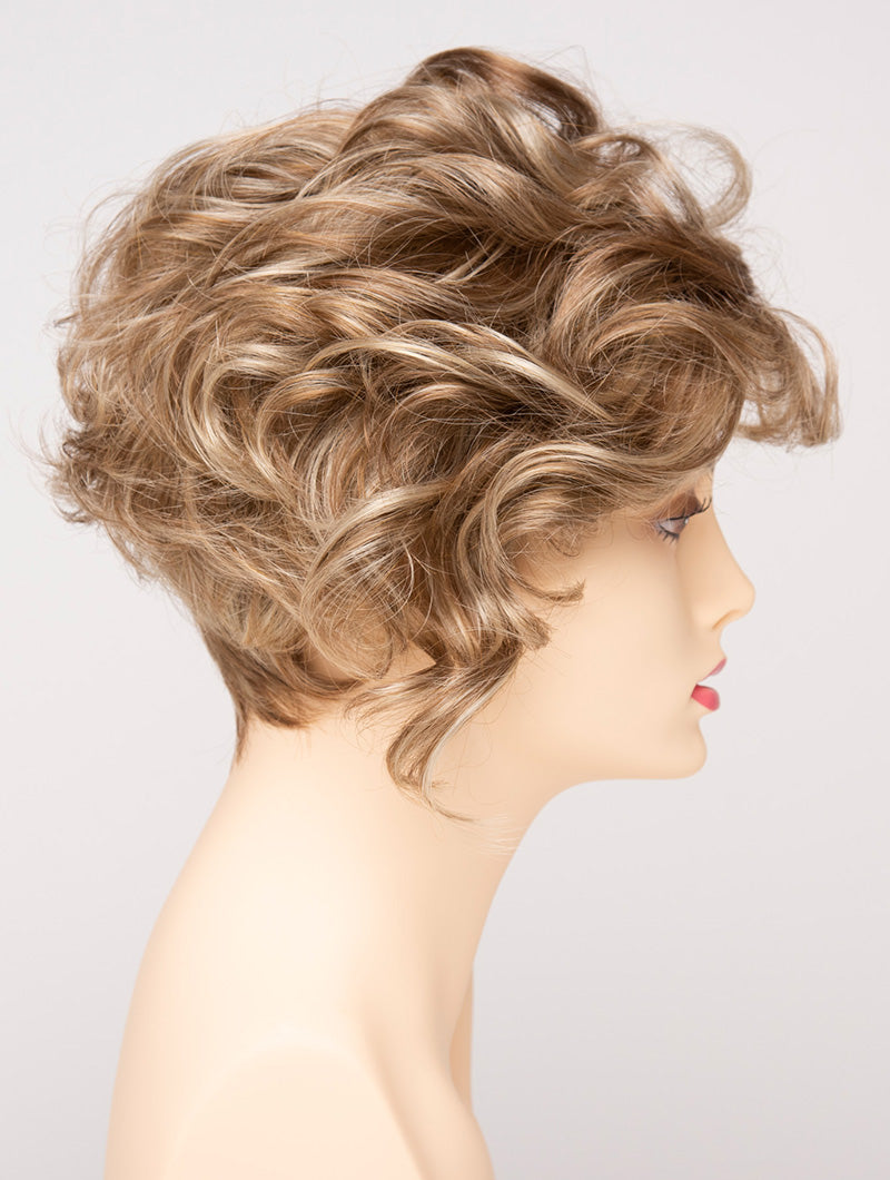 Dark Blonde | 16/23 | Neutral Dark Blonde with Highlights
