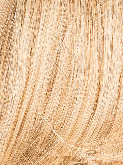 Sandy Blonde Rooted 20.22.14 | Light Strawberry Blonde, Light Neutral Blonde and Medium Ash Blonde Blend with Shaded Roots