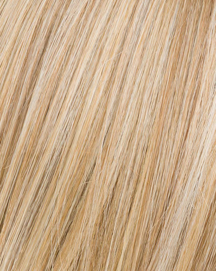 Champagne Rooted 22.26.25 | Light Neutral Blonde And Light/Lightest Golden Blonde Blend And Shaded Roots