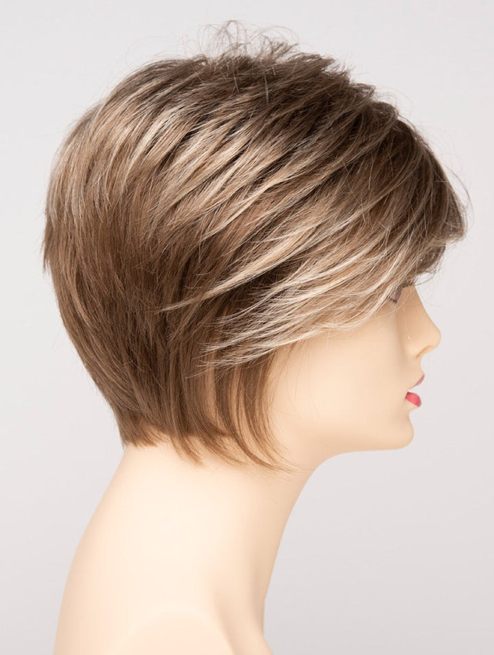 Almond Breeze | 18/22 | Cool dark Blonde with Highlights