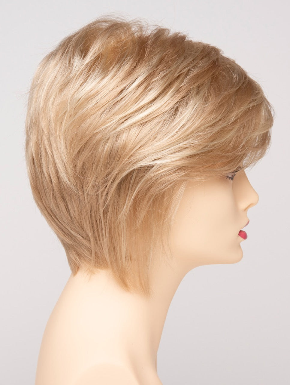 Medium Blonde | 26/23 | Sandy Blonde