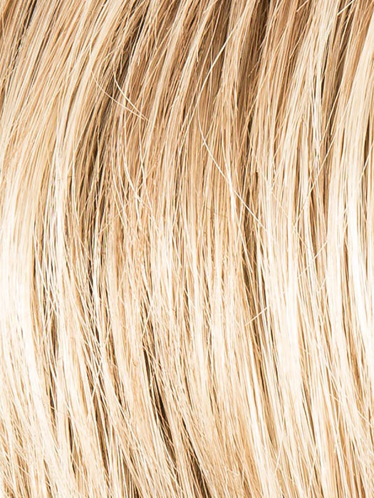 Champagne Rooted 22.16.25 | Light Beige Blonde, Medium Honey Blonde, and Platinum Blonde Blend with Dark Roots