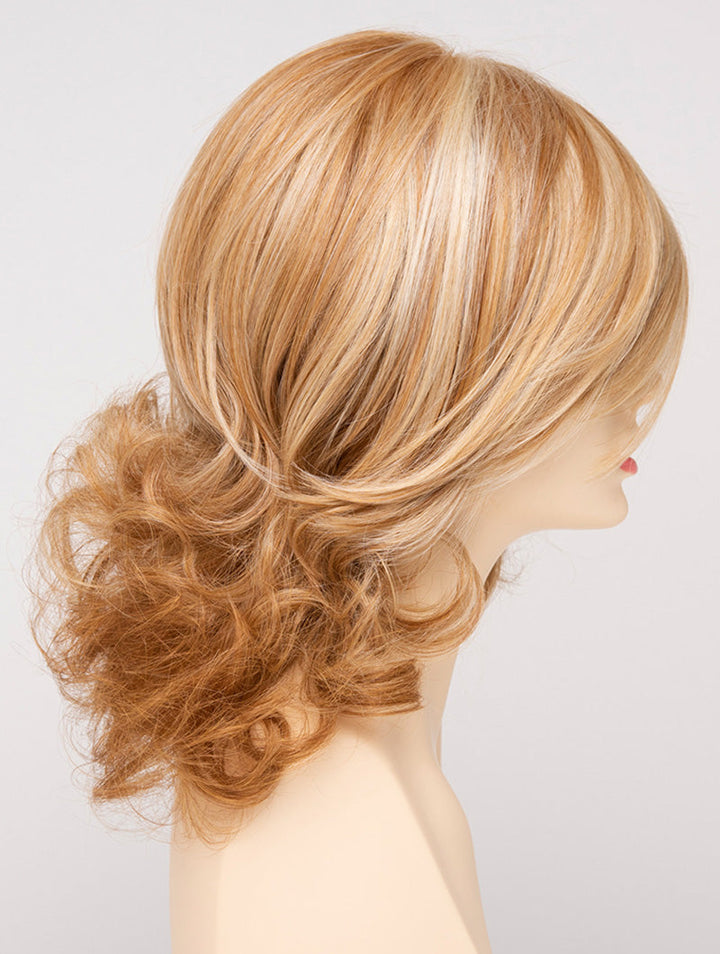 Vanilla Butter | 234/23C | Warm Light Blonde with Highlights