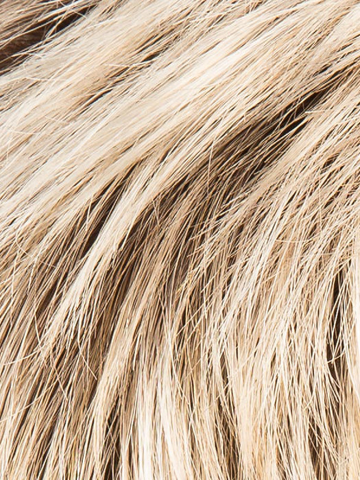 Champagne Rooted 22.16.25 | Light Beige Blonde, Medium Honey Blonde, and Platinum Blonde Blend with Dark Roots