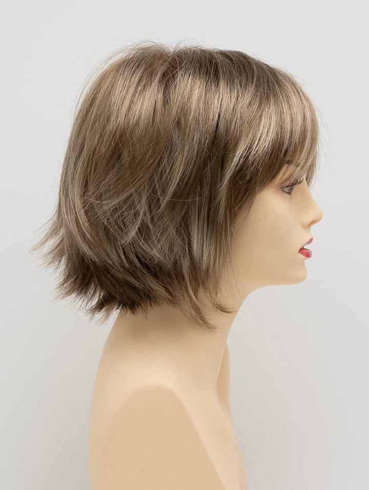 Almond Breeze | 18/22 | Cool dark Blonde with Highlights