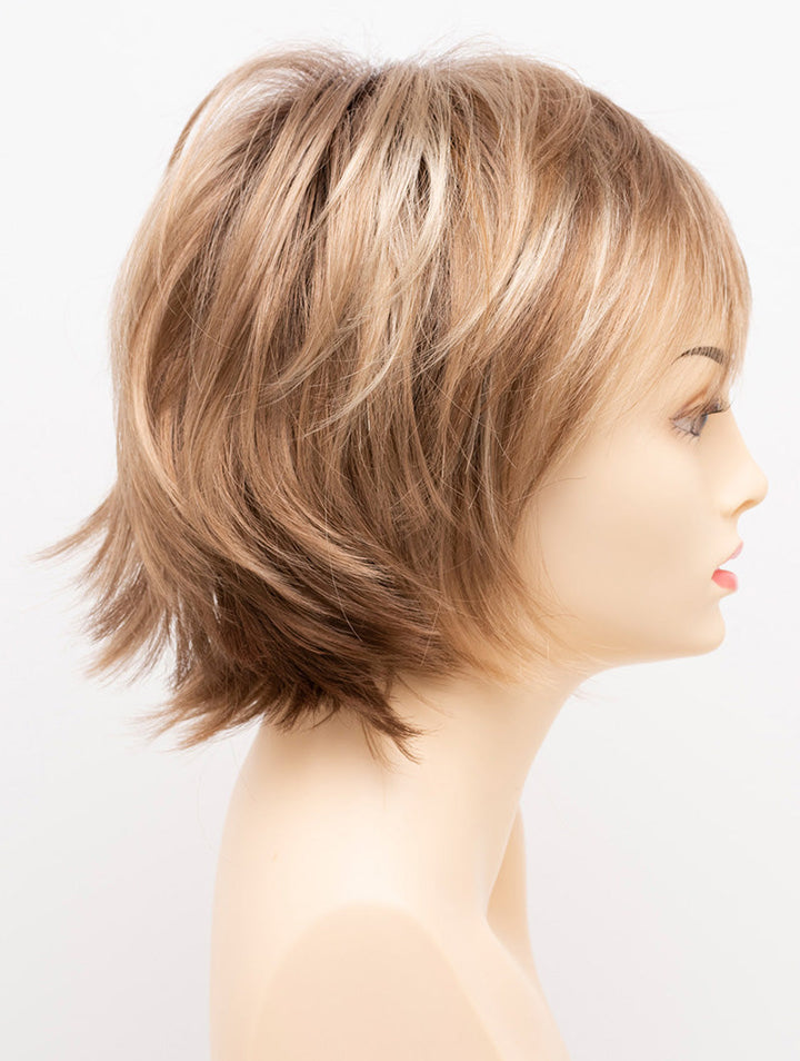 Sparkling Champagne | 26/23/14 R8 | Rooted Neutral Light Blonde
