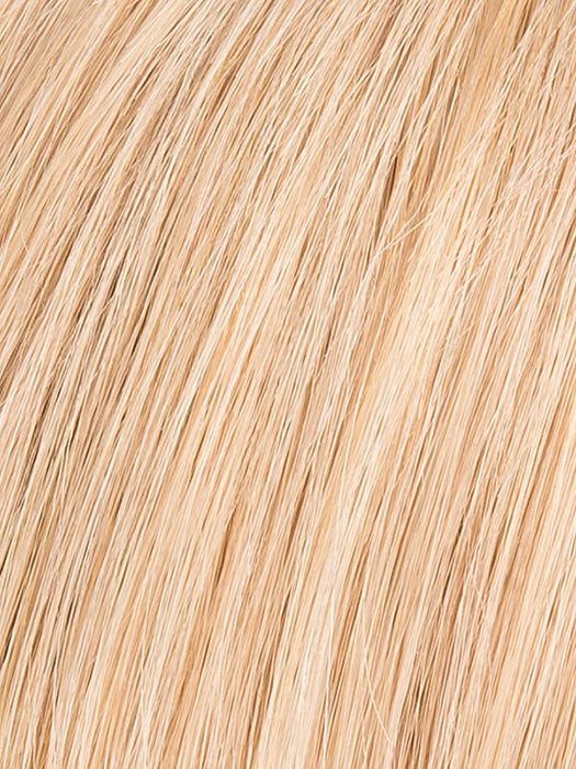 Champagne Rooted 22.16.26 | Light Neutral Blonde. Medium Blonde and Light Golden Blonde Blend with Shaded Roots