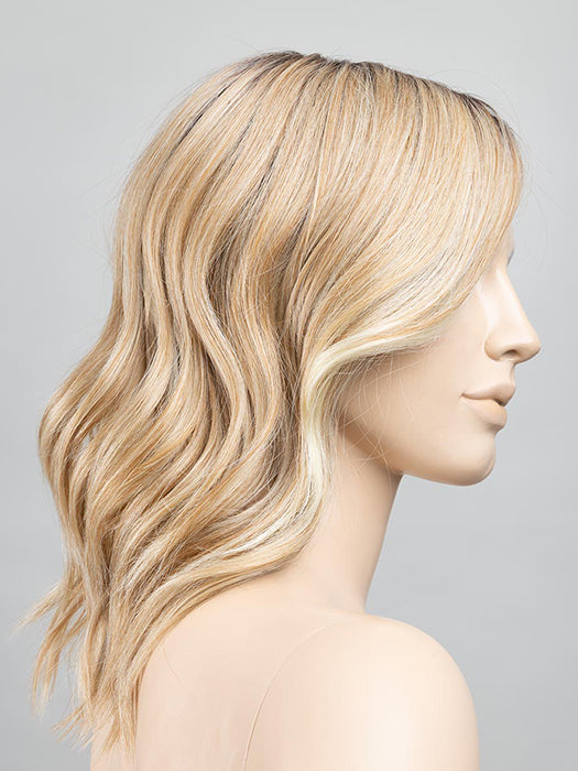 Sahara Beige Rooted 26.20.25 | Light Golden Blonde, Light Strawberry Blonde, And Lightest Golden Blonde Blend With Shaded Roots
