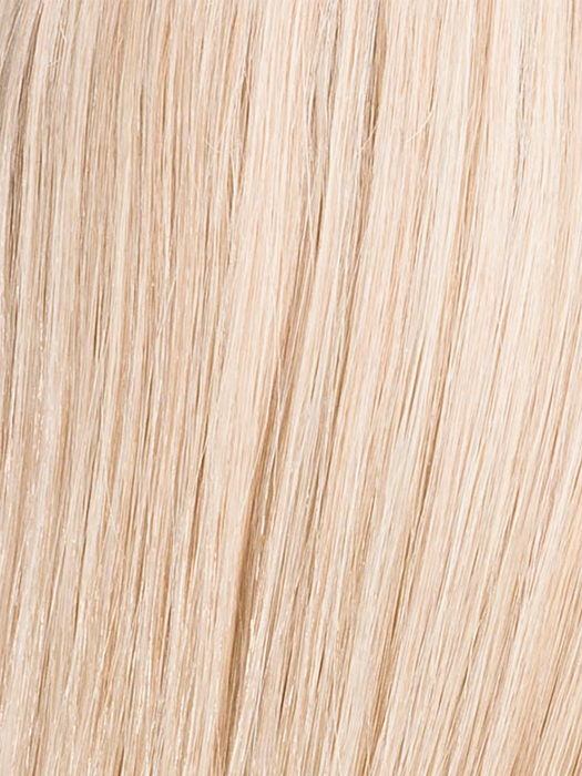 Sandy Blonde Rooted 20.26.16 | Light Strawberry Blonde, Light Golden Blonde and Medium Blonde Blend with Shaded Roots