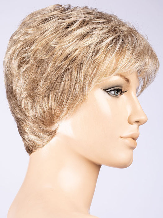 Champagne Toned 22.16.25 | Light Neutral Blonde and Medium Blonde with Lightest Golden Blonde Blend and Shaded Roots